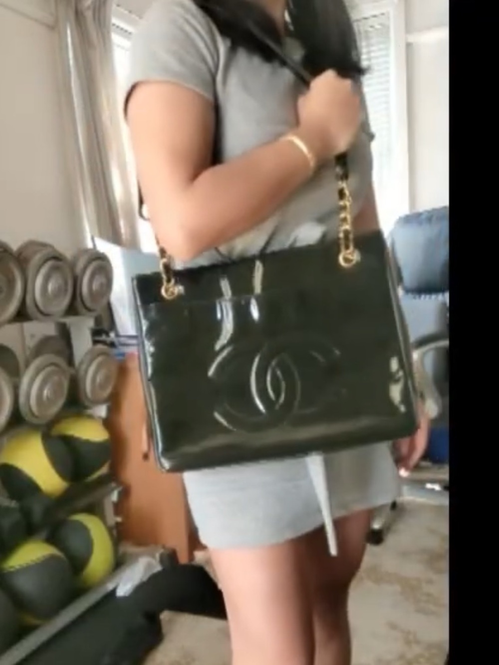 CHANEL CC Logo Enamel Patent Leather Chain Tote bag Black Gold【Condition:S】Good - Picture 17 of 17